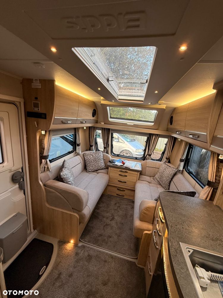 Elddis Crusader Mistral - 14