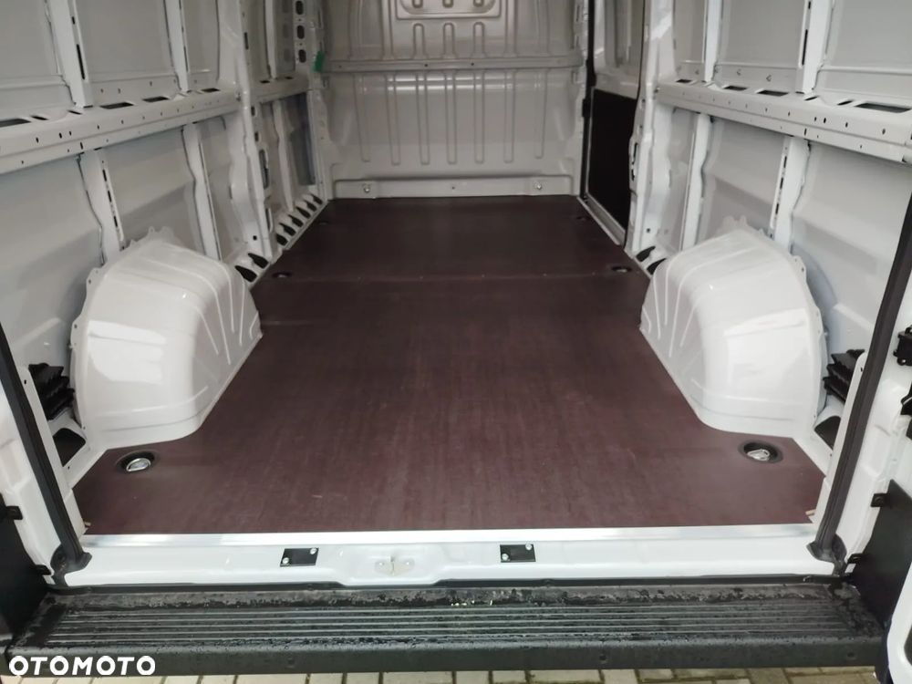 Toyota Proace Max - 9