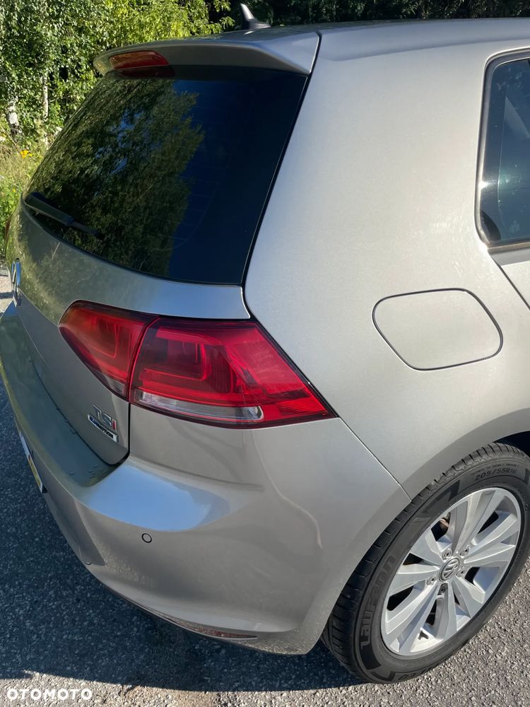 Volkswagen Golf - 17