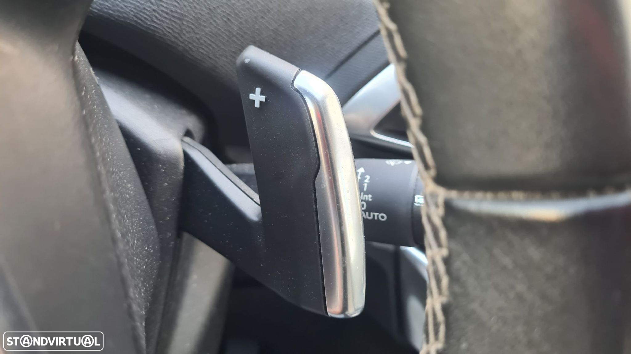 Peugeot 5008 1.5 BlueHDi Allure EAT8 - 16