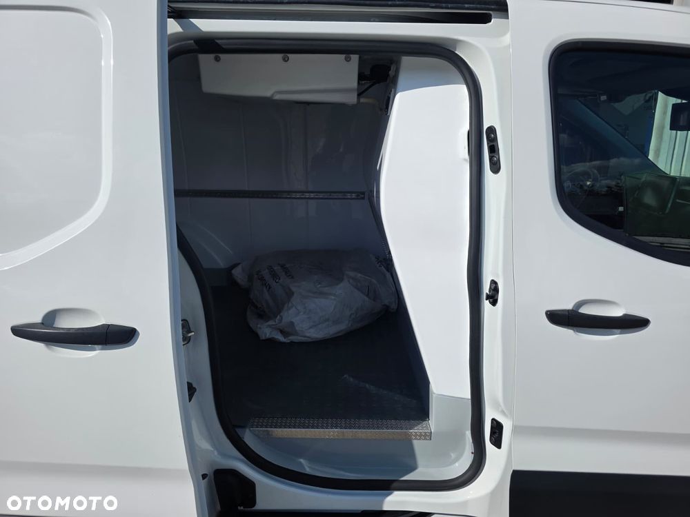 Citroën Berlingo Chłodnia Izoterma L2H1 Krajowy Pierwszy właściciel  Super Stan !!! - 8