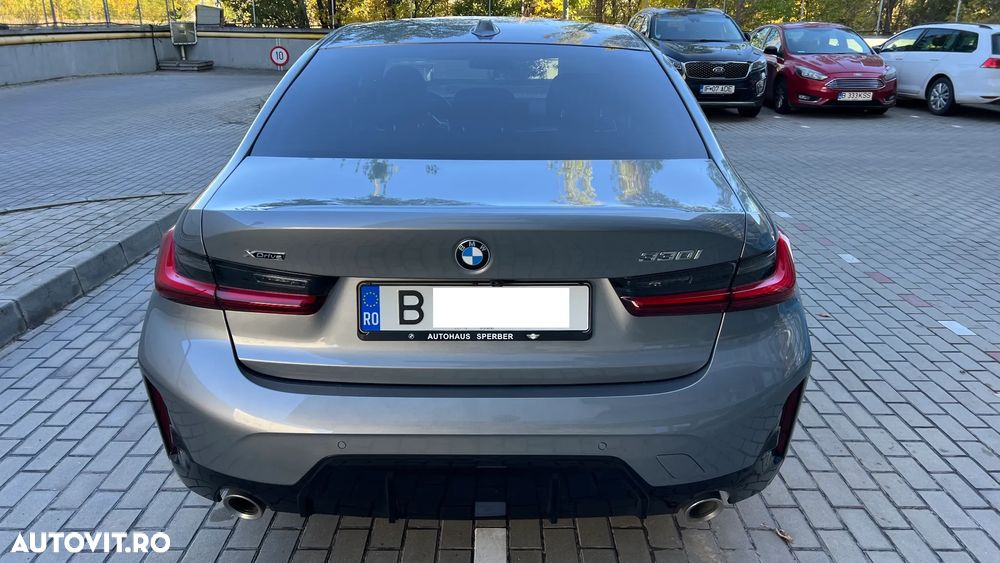 BMW Seria 3 330i xDrive Aut. - 4