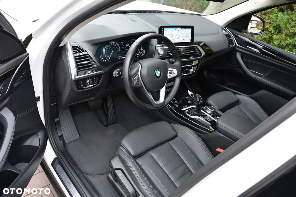 BMW X3 xDrive20d xLine - 22