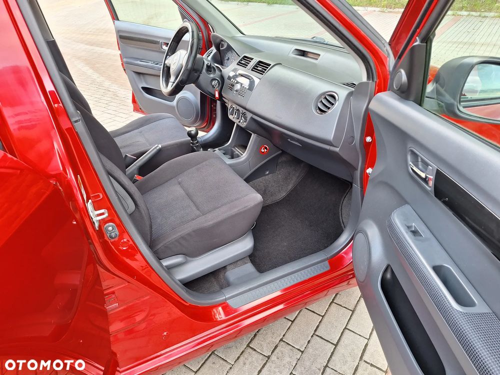 Suzuki Swift 1.3 Comfort - 23