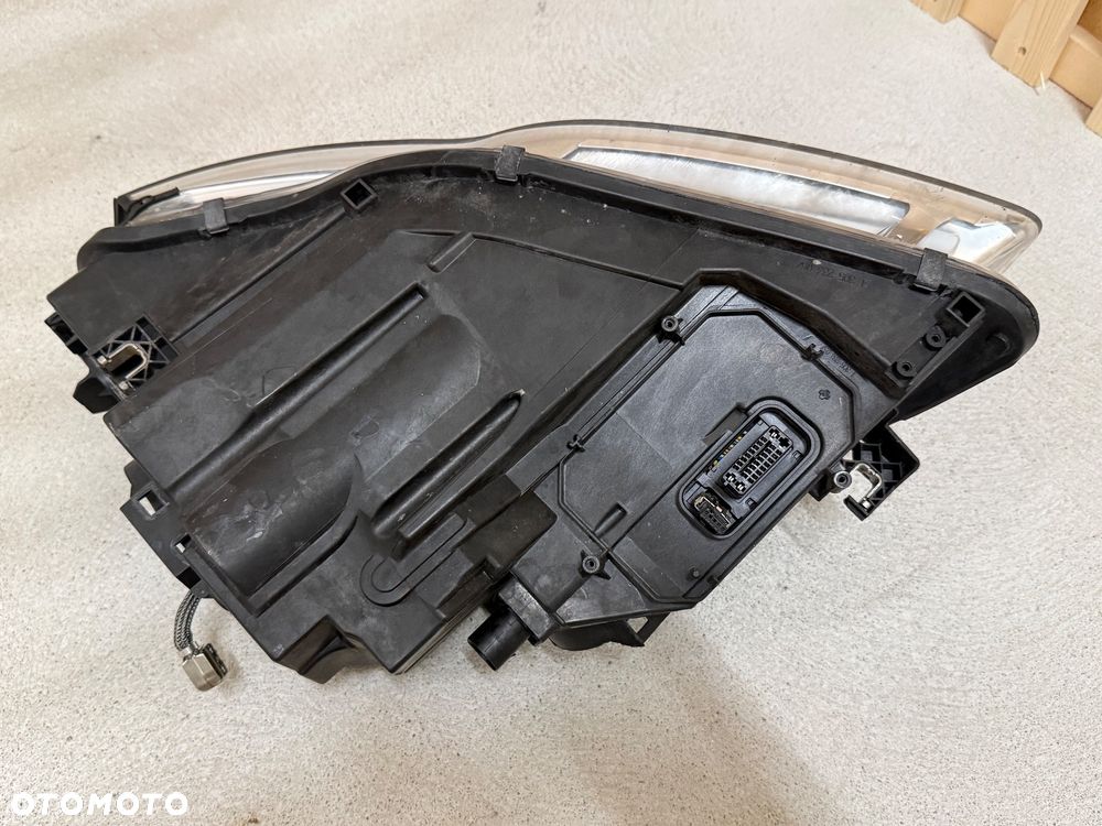 Lampa prawa Audi A4 b7 bi-xenon skrętny - oryginał - idealna - 6
