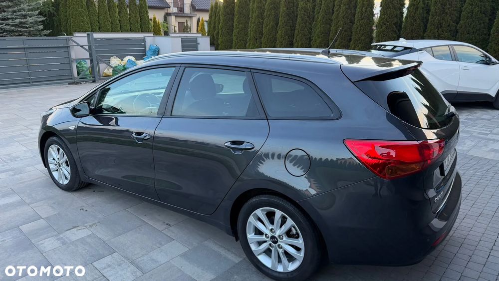 Kia Ceed 1.4 Edition 7 - 10