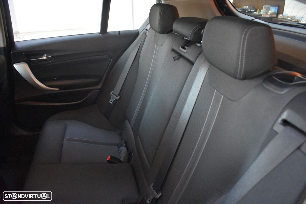 BMW 116 d Advantage Auto - 48