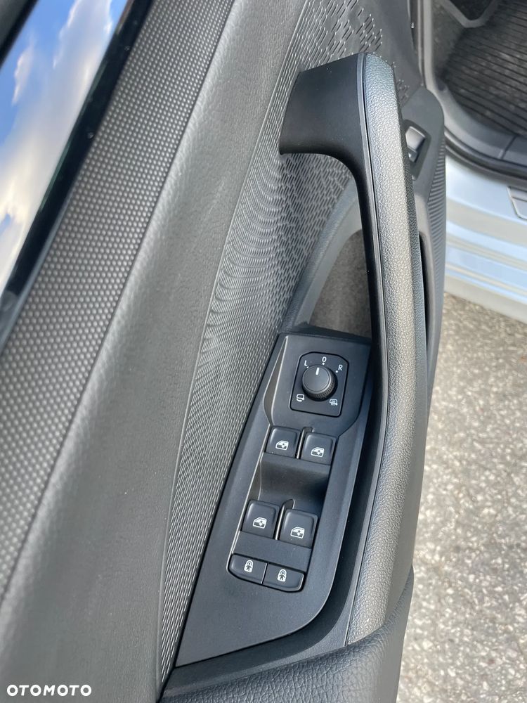 Skoda Octavia 1.5 TSI mHEV Selection DSG - 17