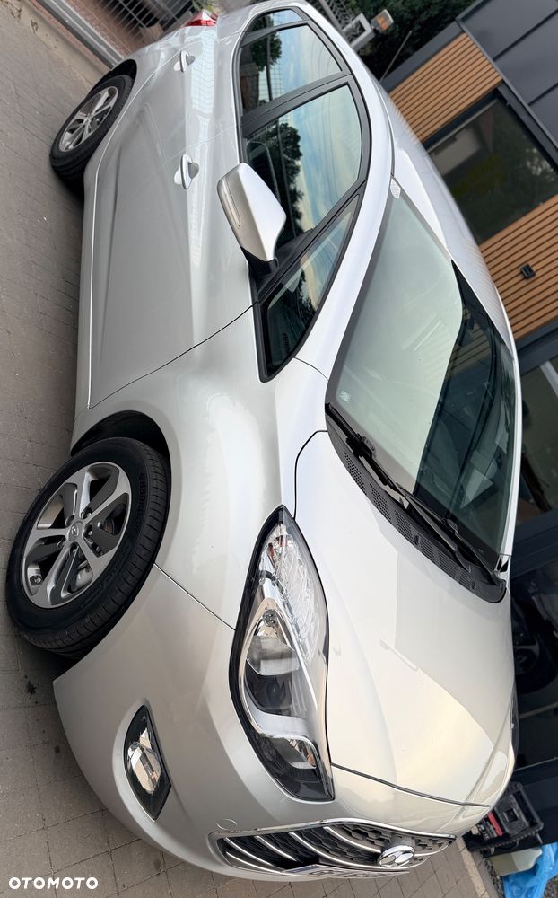 Hyundai ix20 1.4 blue Passion - 19
