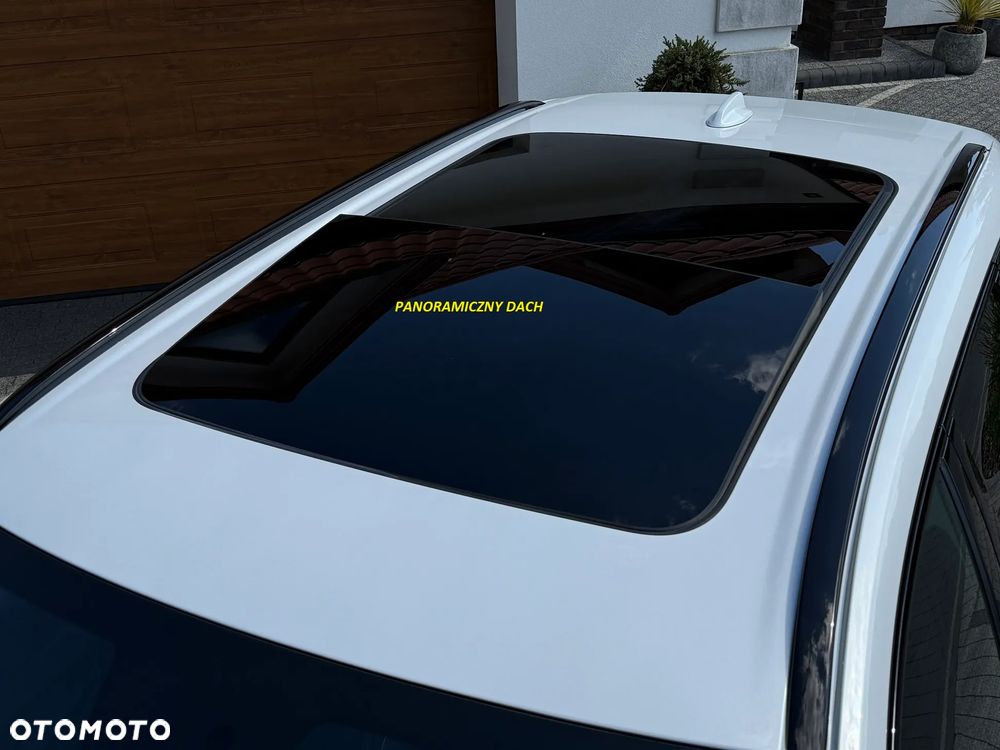 Volvo XC 60 B4 D Plus Dark - 38