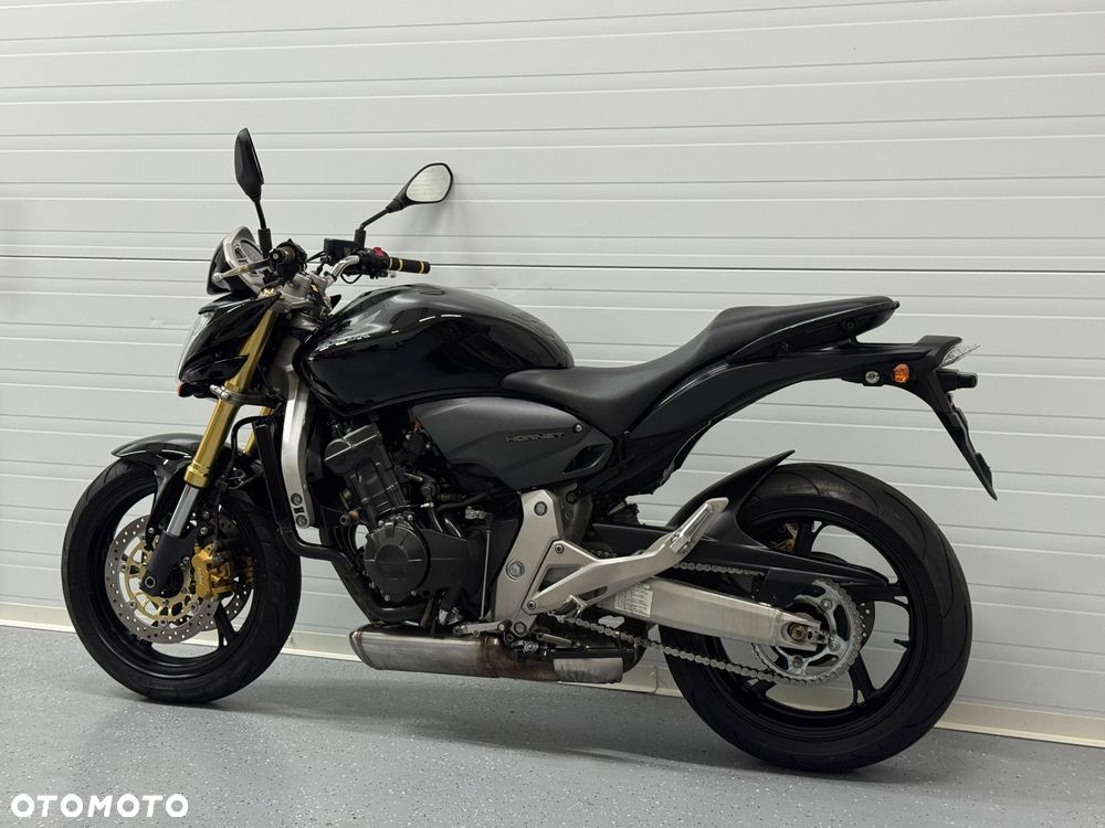 Honda Hornet - 12
