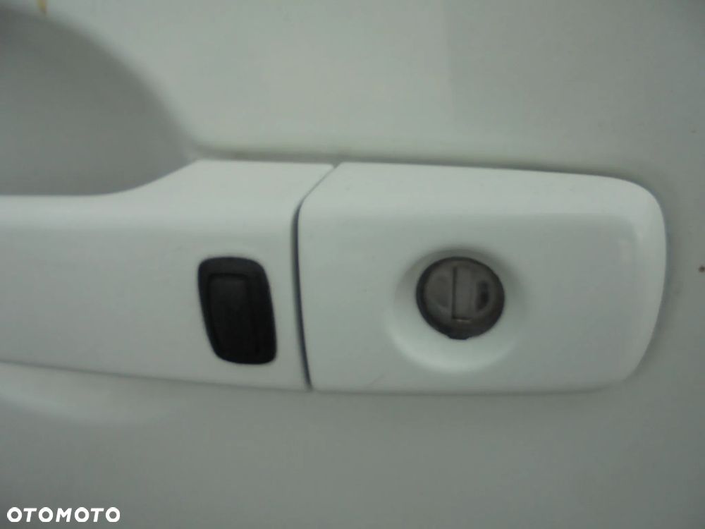 Nissan Qashqai+2 2.0 dCi DPF tekna - 29