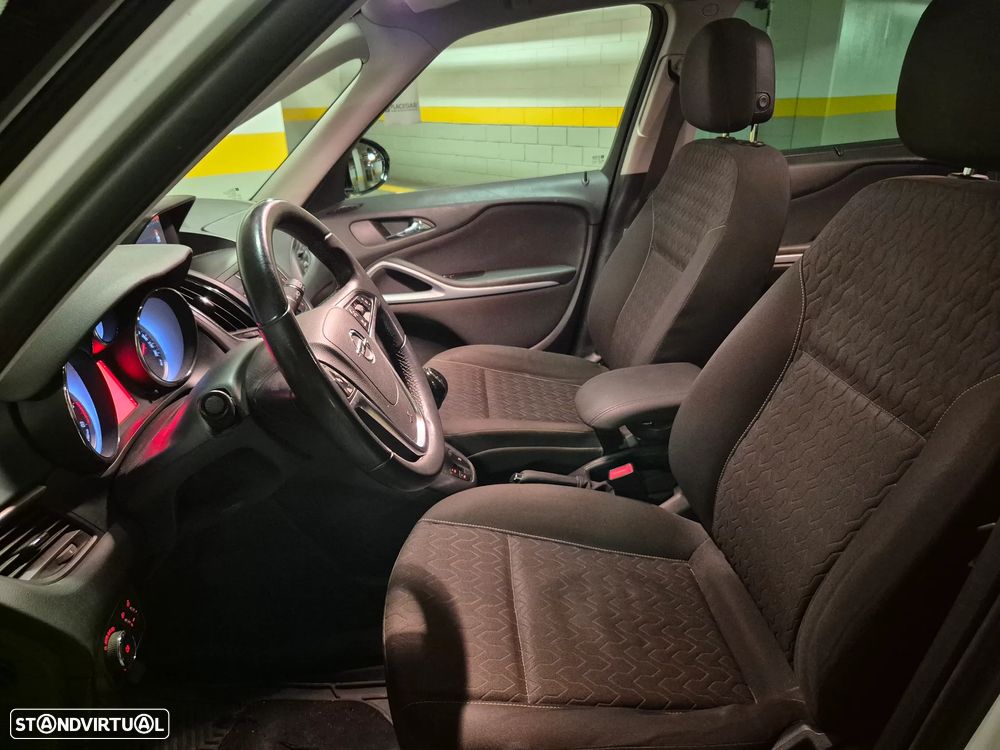 Opel Zafira 1.6 CDTi Executive - 19