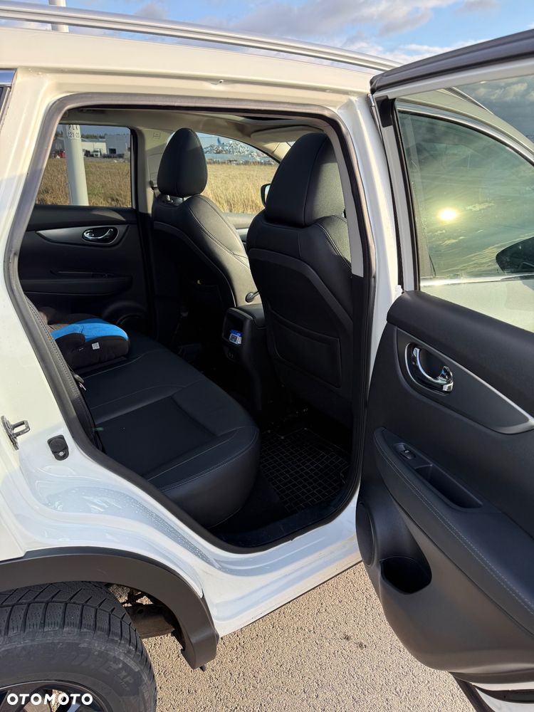 Nissan Qashqai 1.7 dCi 4x4 Tekna+ Xtronic - 10