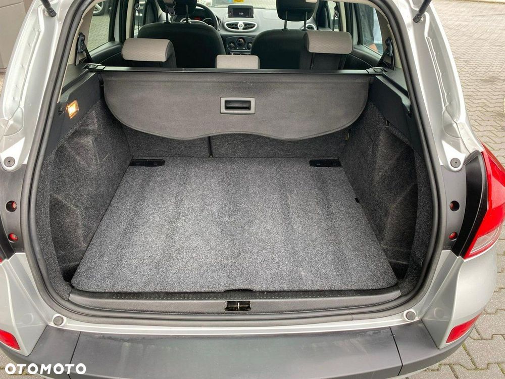 Renault Clio 1.2 16V 75 GPS - 11