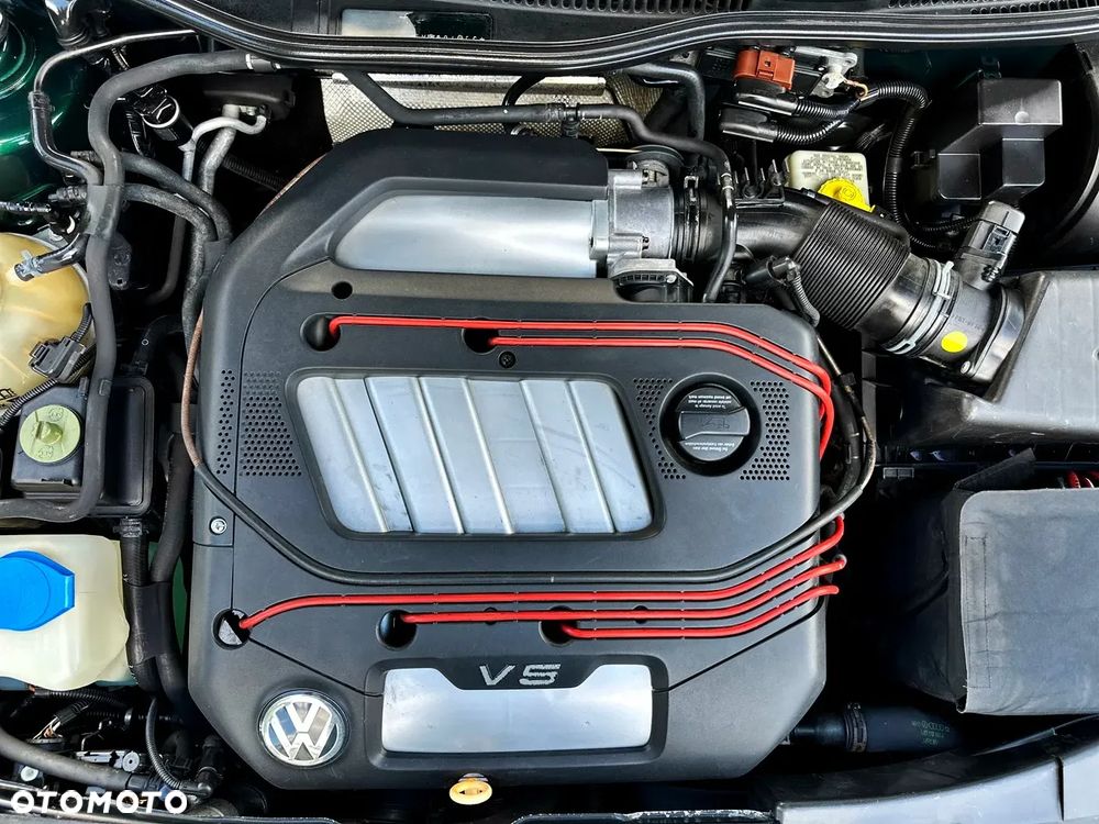 Volkswagen Bora Variant 2.3 V5 - 28