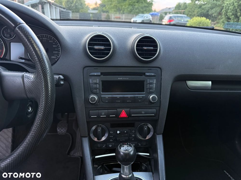 Audi A3 Sportback 1.6 FSI Ambition - 15