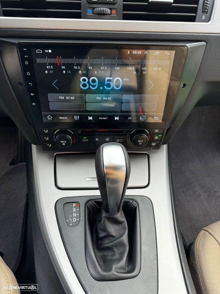 BMW 320 dA Exclusive - 11