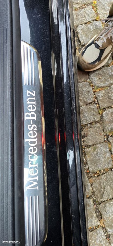 Mercedes-Benz E 300 d AMG 7L - 8