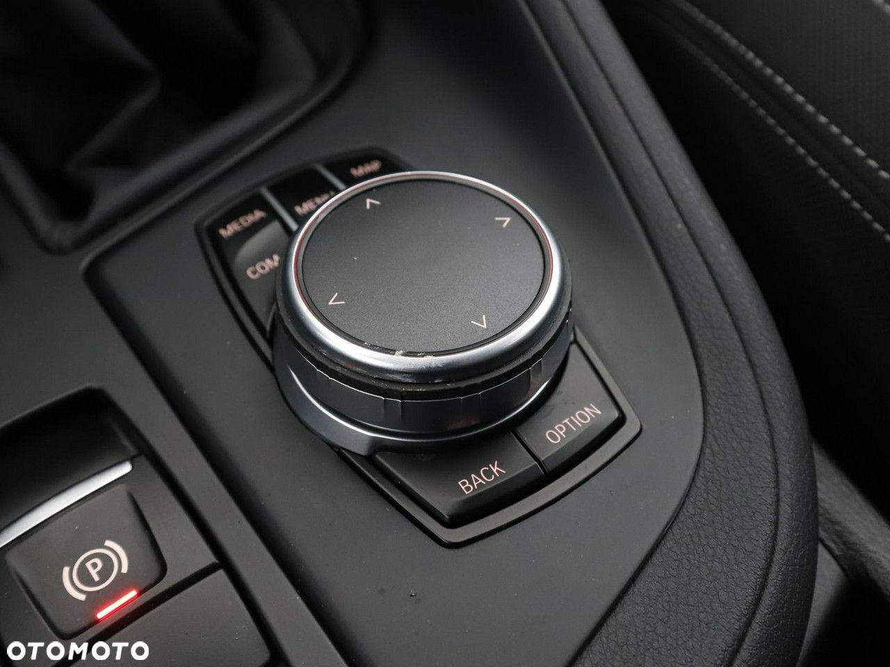 BMW X1 xDrive20d Advantage - 32