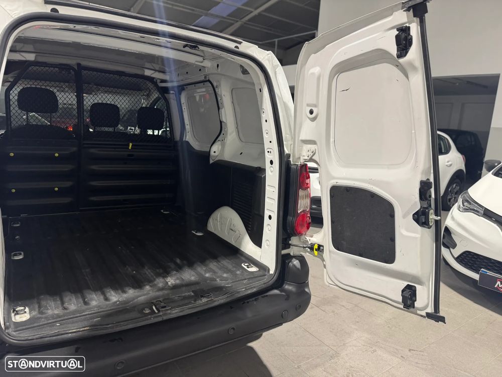 Peugeot Partner 1.6 Hdi 3 Lugares - 23