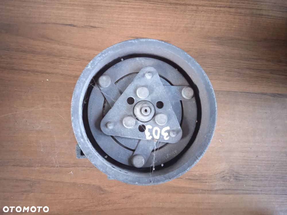 Sprężarka klimatyzacji	Renault Clio III 1.2 - 3