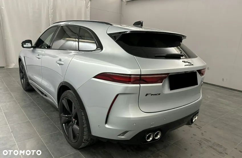 Jaguar F-Pace 5.0 V8 P550 AWD SVR - 3