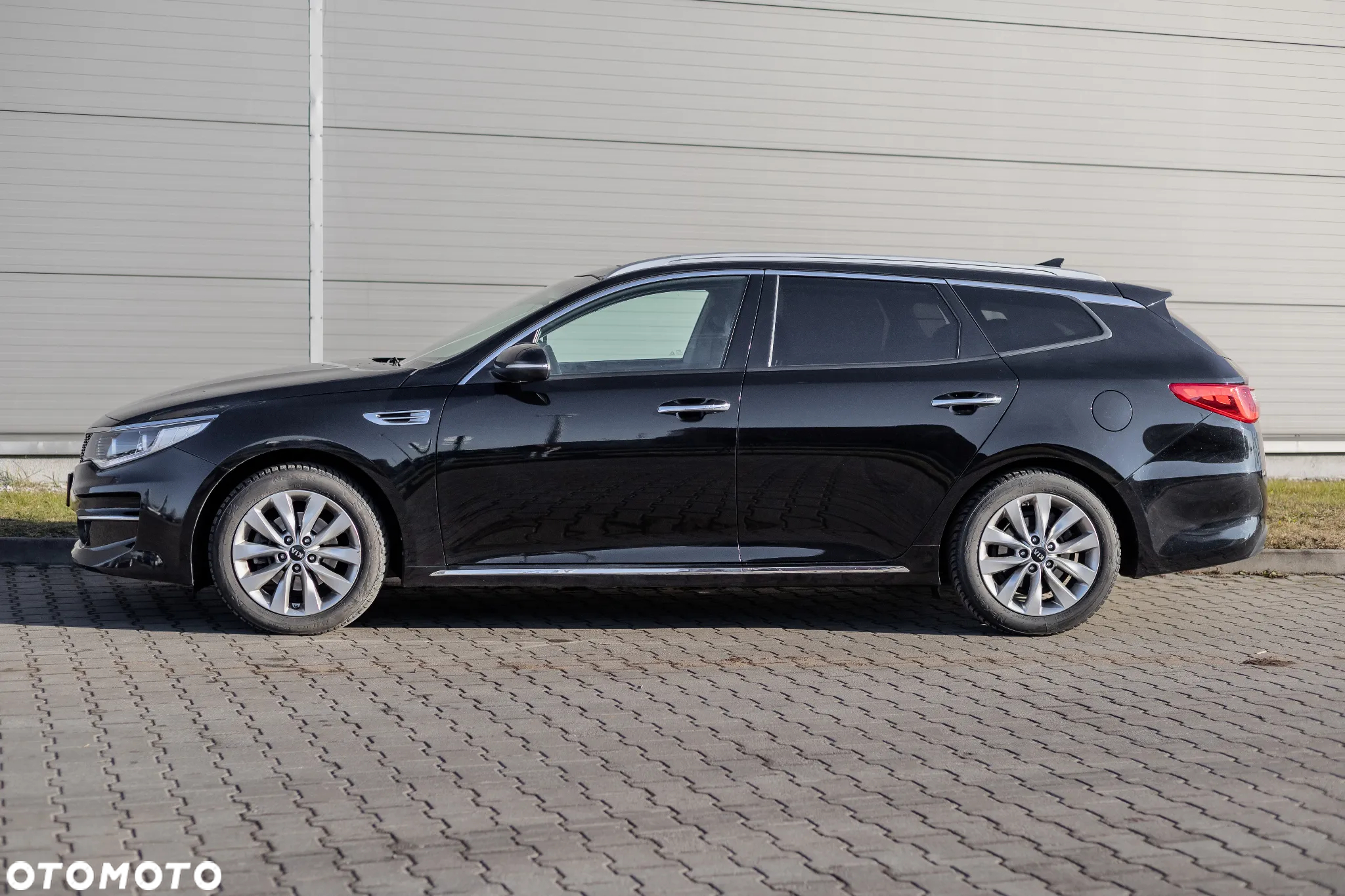 Kia Optima 1.7 CRDI L DCT - 8