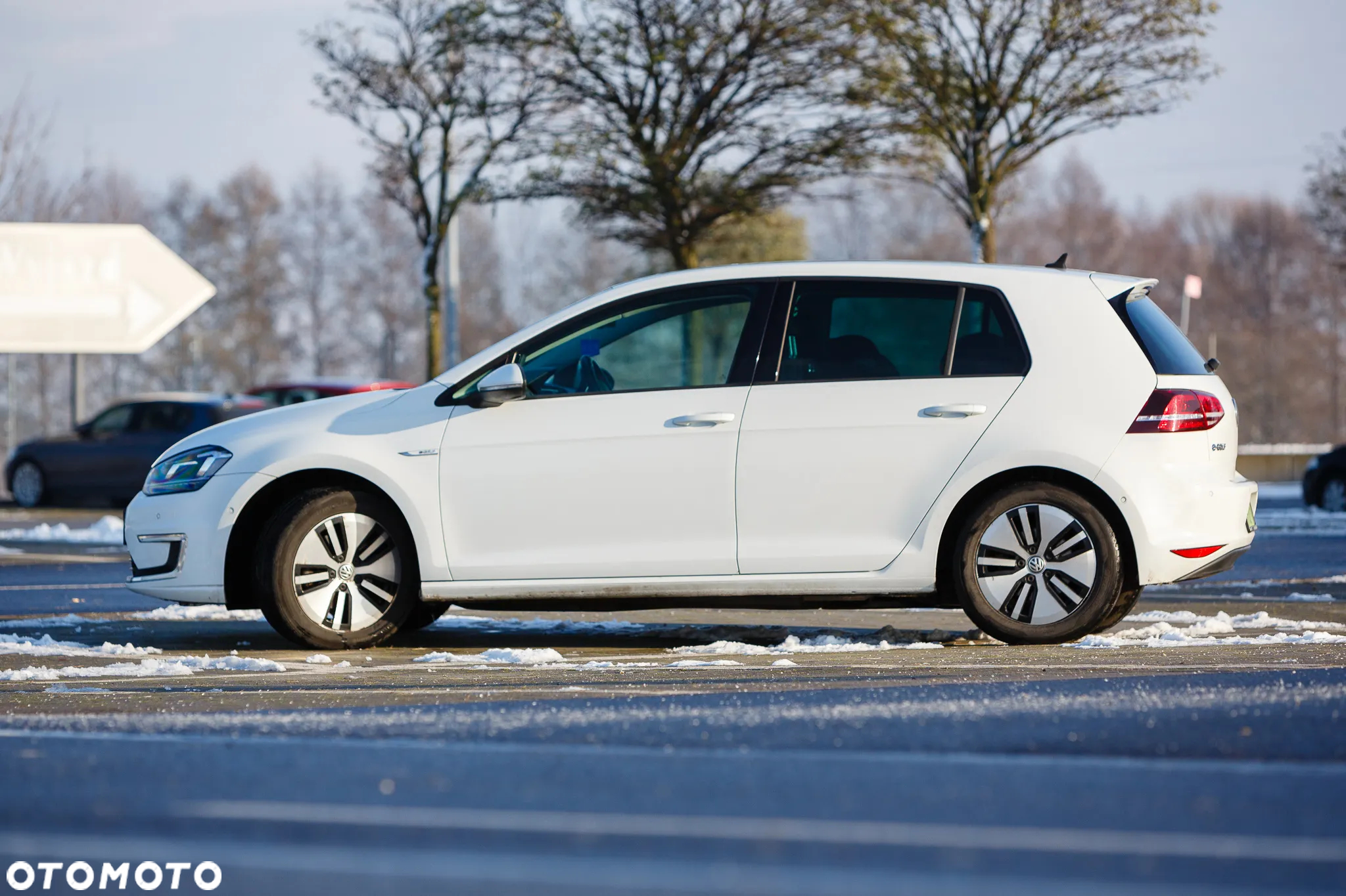 Volkswagen Golf e-Golf - 9