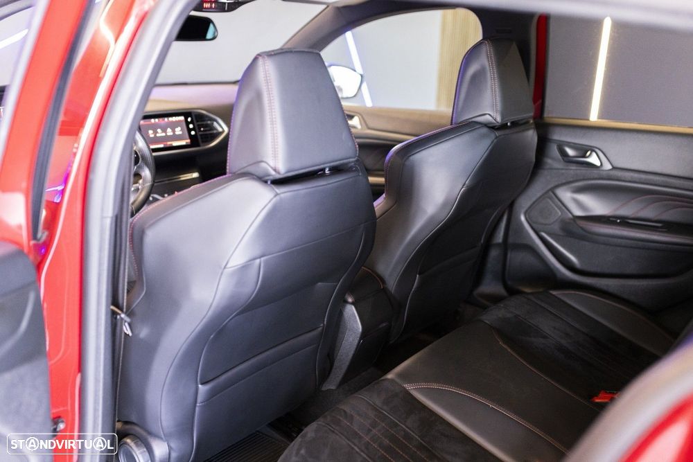 Peugeot 308 1.6 e-THP GTi - 33