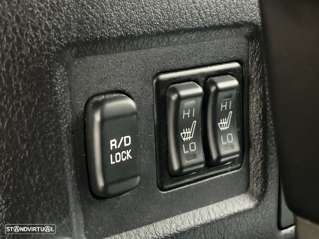 Mitsubishi Pajero 3.2 DI-D Instyle CA FPF - 21