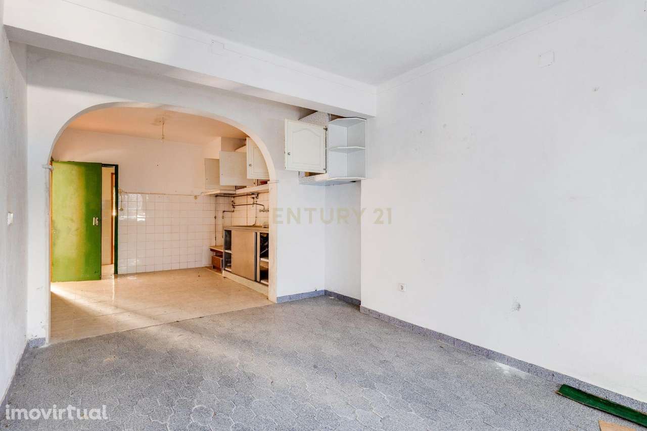 Moradia T5 ( Habitação ou investimento) - Grande imagem: 2/27