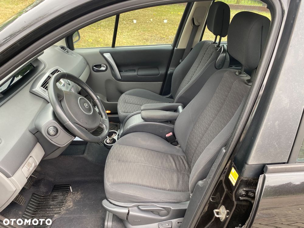 Renault Scenic 1.6 16V Alize - 10