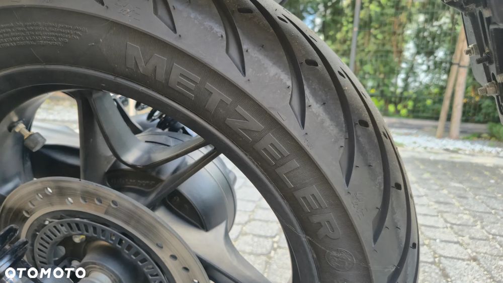 Moto Guzzi V7 - 13