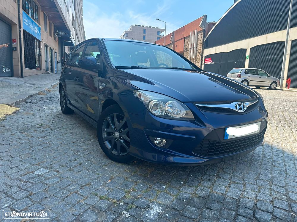 Hyundai i30 1.4 CVVT Blue Comfort - 1