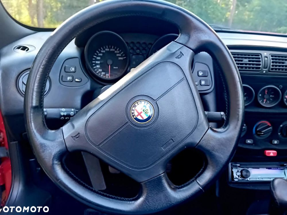Alfa Romeo Spider 2.0 Twin Spark Base - 12