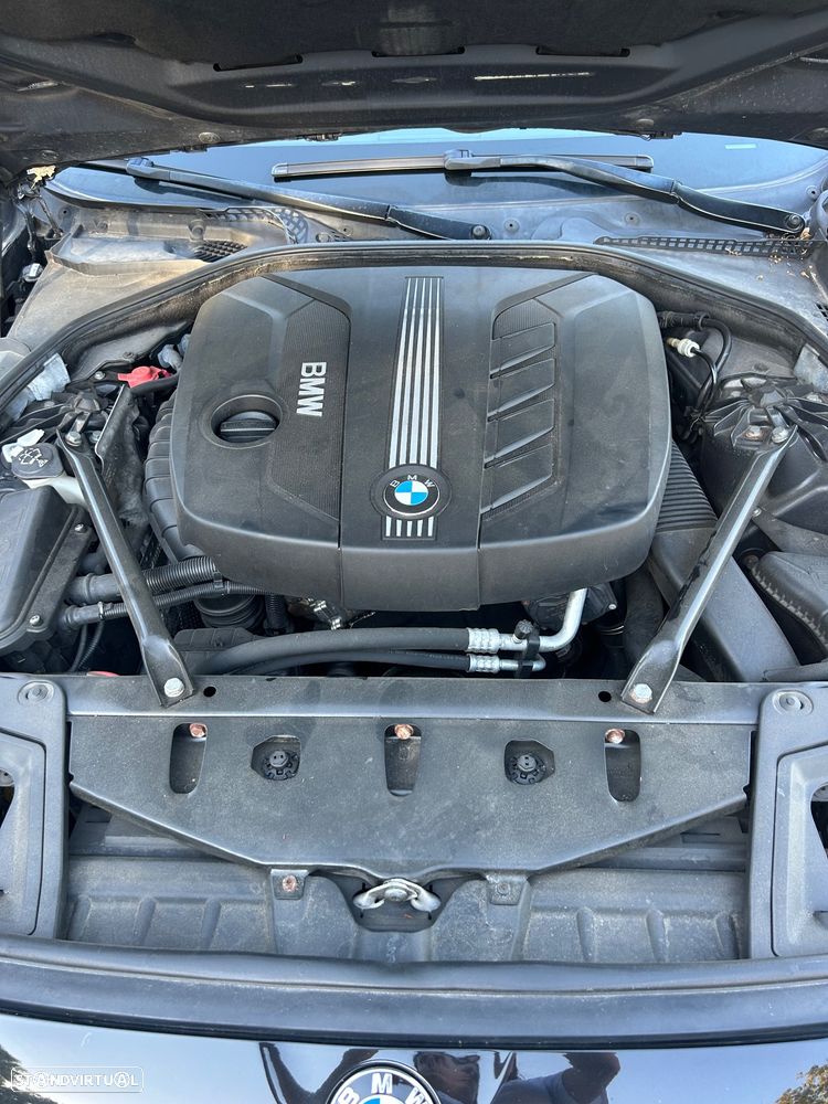 BMW 520 d Luxury Line - 16