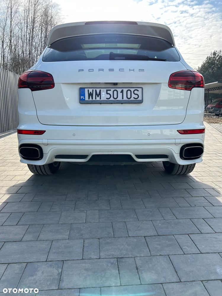 Porsche Cayenne Platinum Edition - 6