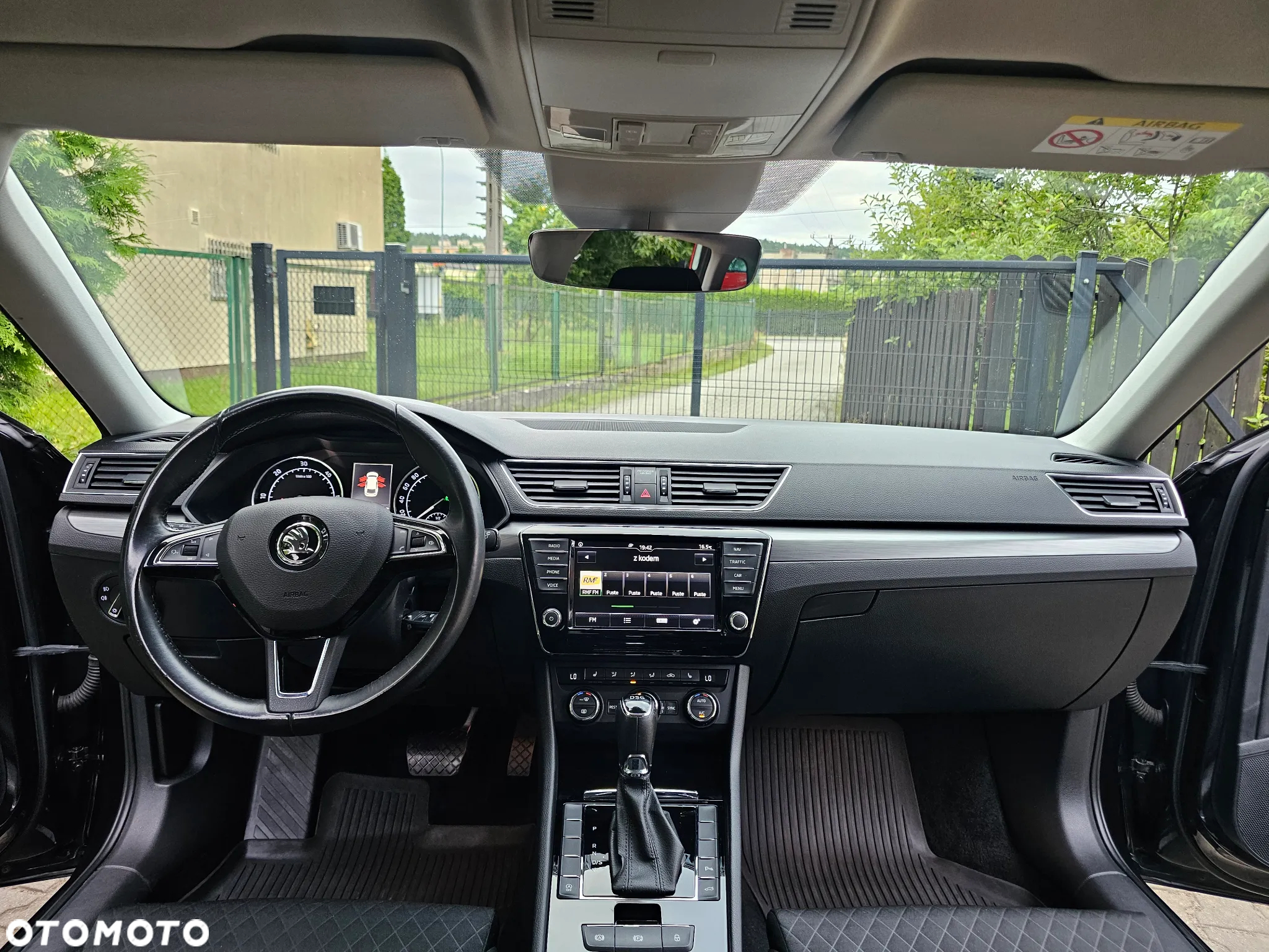 Skoda Superb 2.0 TDI DSG Style - 9