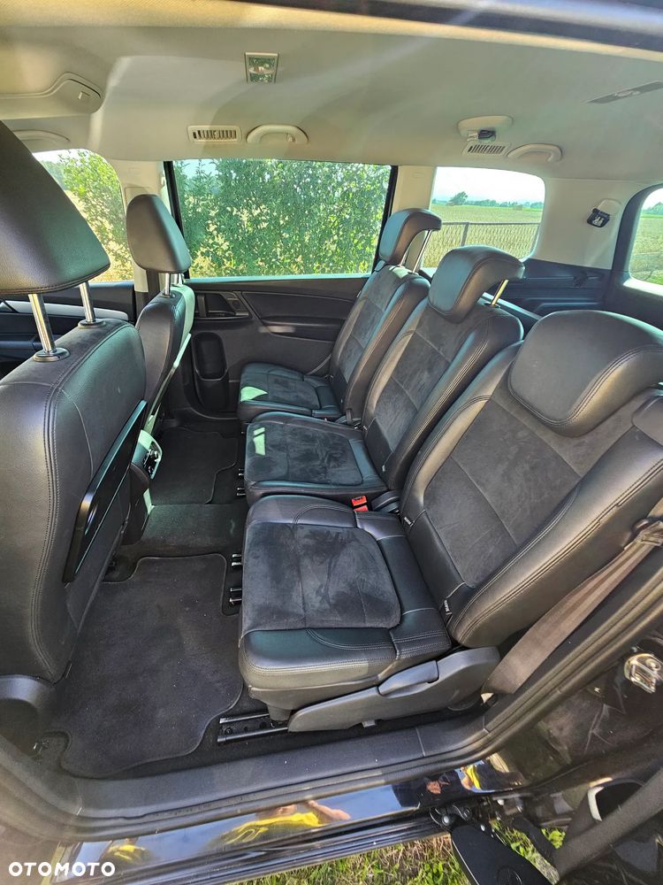 Volkswagen Sharan 2.0 TDI Comfortline DSG - 8