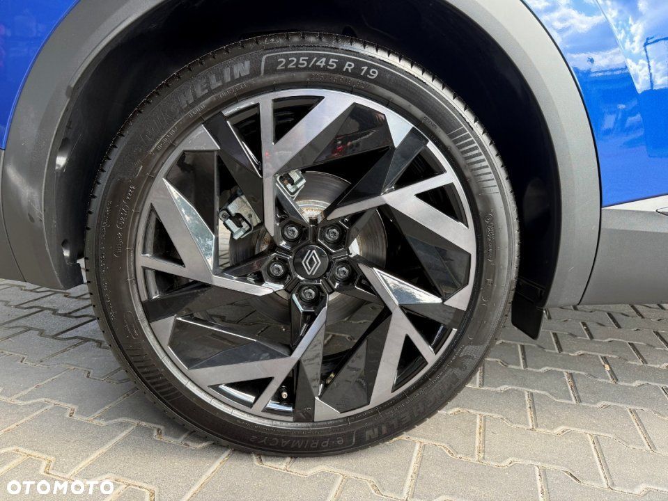 Renault Symbioz - 5