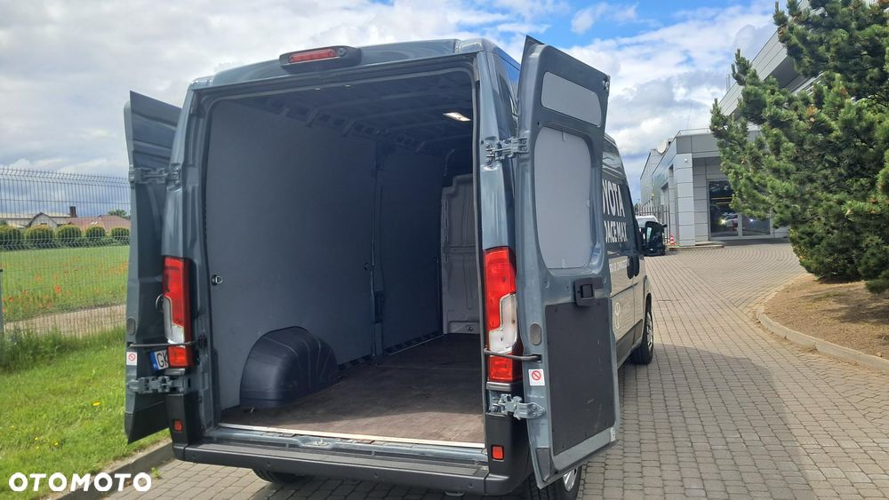 Toyota Proace MAX - 30