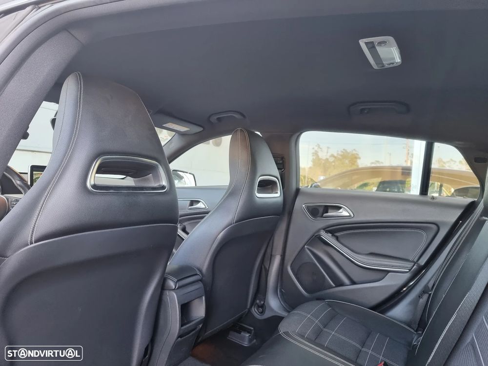 Mercedes-Benz CLA 180 d Shooting Brake Urban - 20