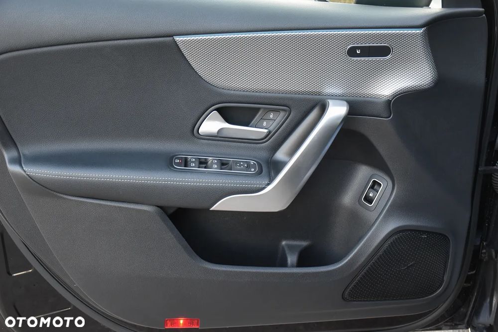 Mercedes-Benz Klasa A 250 e 8G-DCT Progressive Advanced - 19