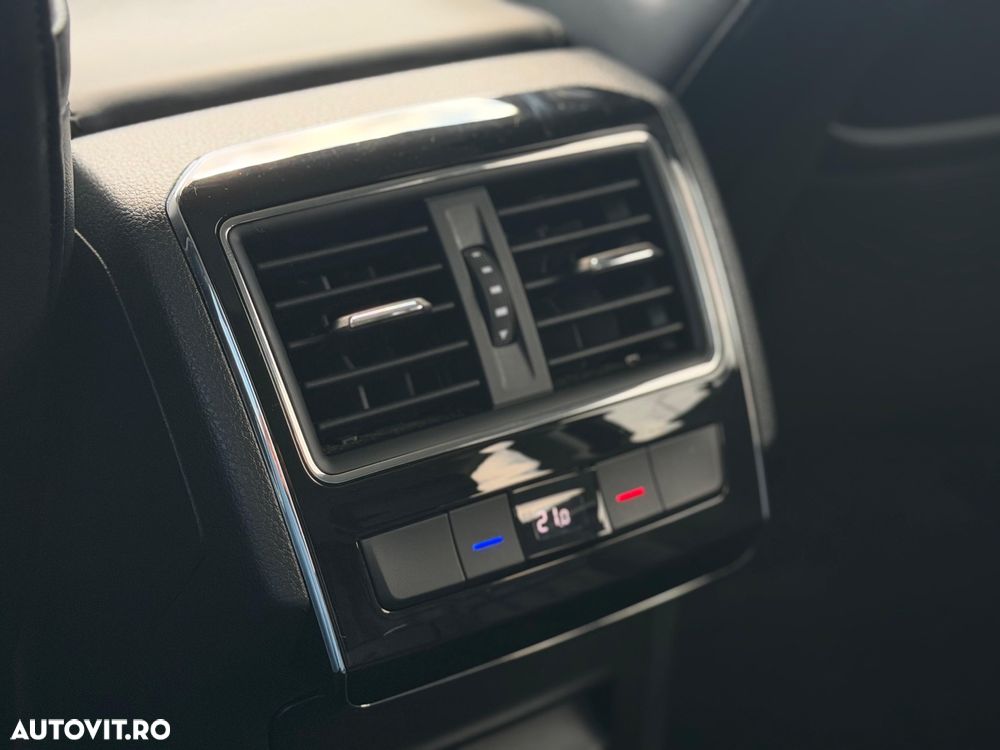 SKODA Superb 2021 — imagine 33