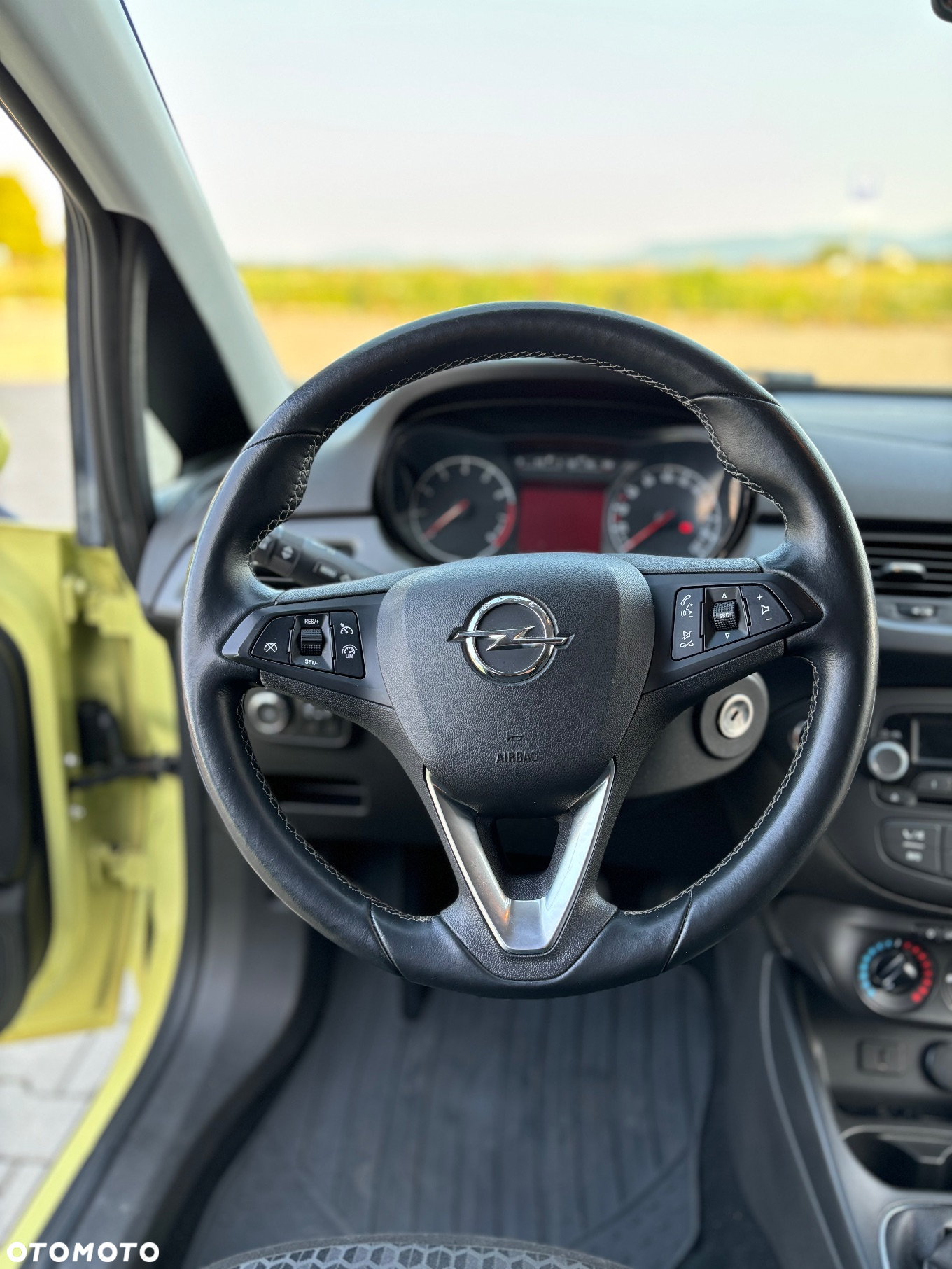 Opel Corsa 1.4 Enjoy - 11
