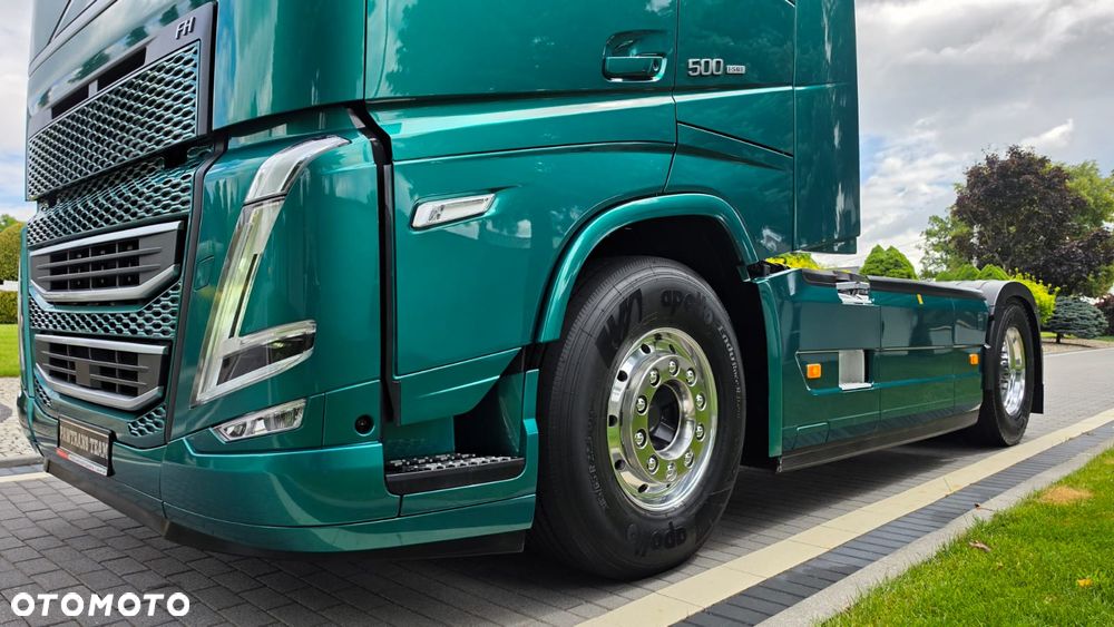 Volvo ///FH500///2023///GLOBETROTTER/// XXL///HYDRAULIKA///FULL LED///VIRTUAL COCPIT///ALUFELGI///KLIMATYZACJA POSTOJOWA///NAWIGACJA///TV///WAGA/// KAMERA///STAN BARDZO DOBRY - 18