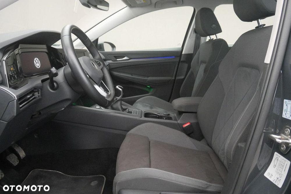 Volkswagen Golf Variant - 12