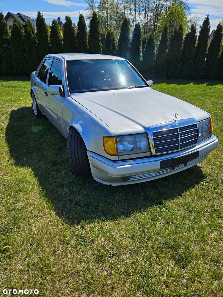Mercedes-Benz W124 (1984-1993) - 2