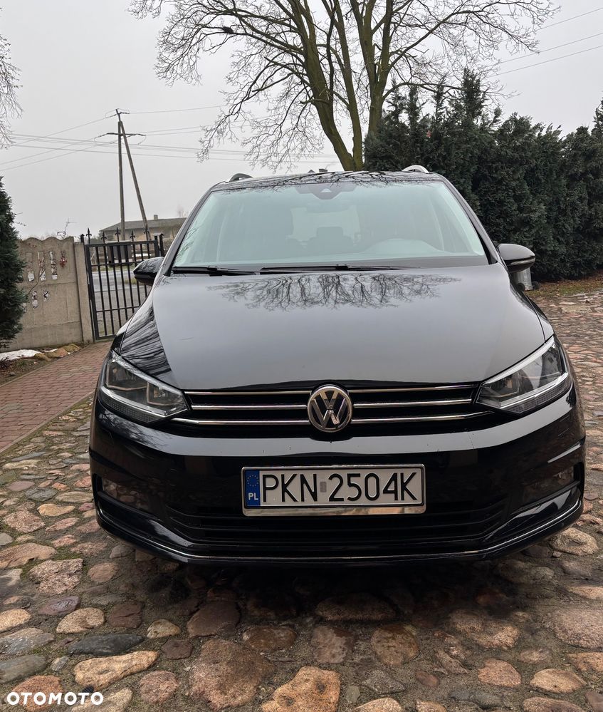 Volkswagen Touran - 4